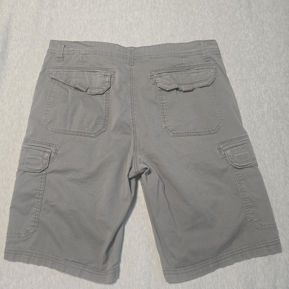 Unionbay shorts - Picture 2 of 4